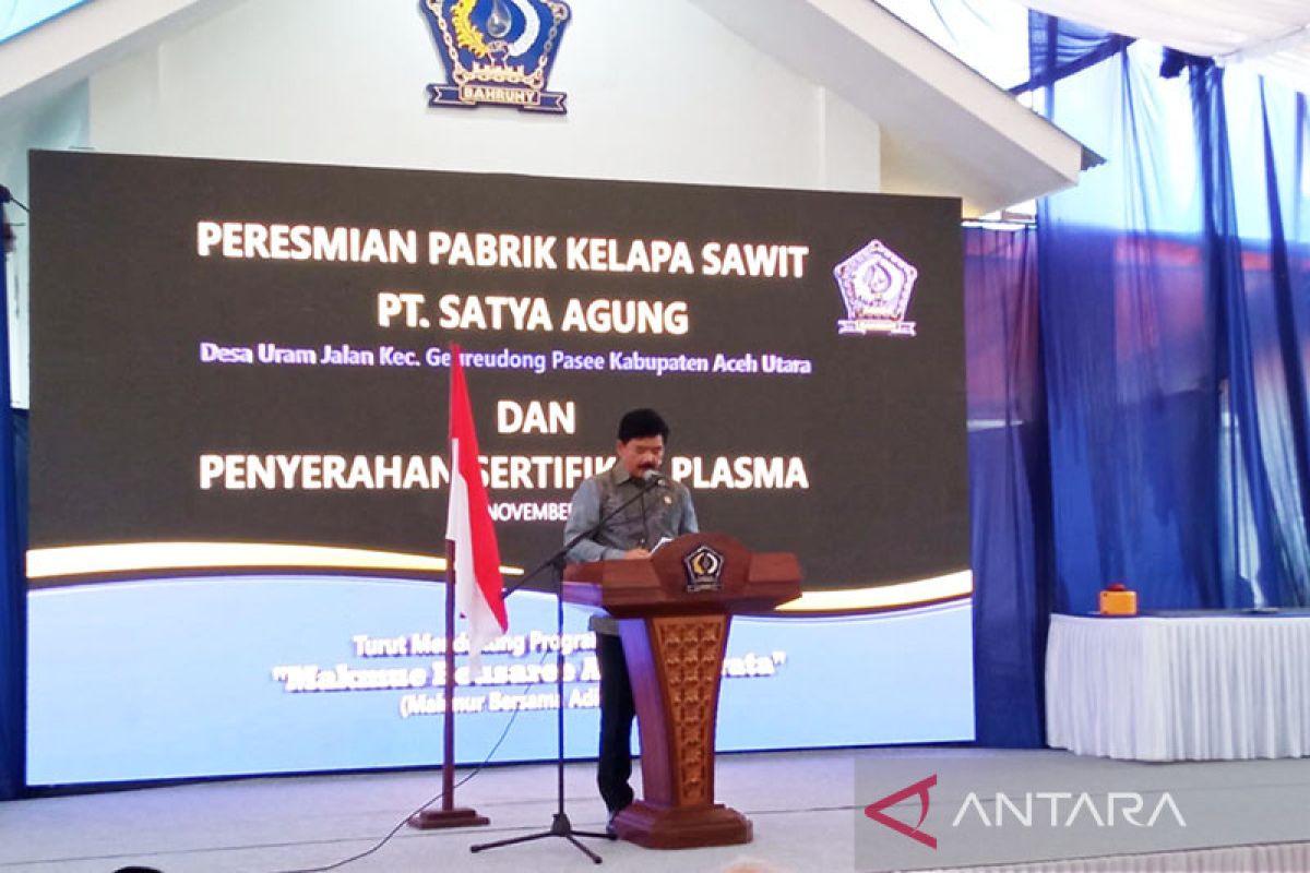 Menteri ATR serahkan 1.000 sertifikat kepada petani Aceh Utara