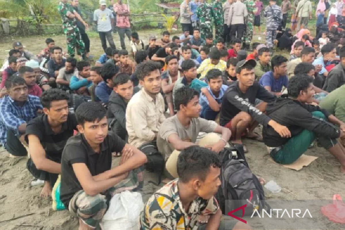 Pemerintah diminta telusuri penyebab warga Rohingya terdampar ke Aceh