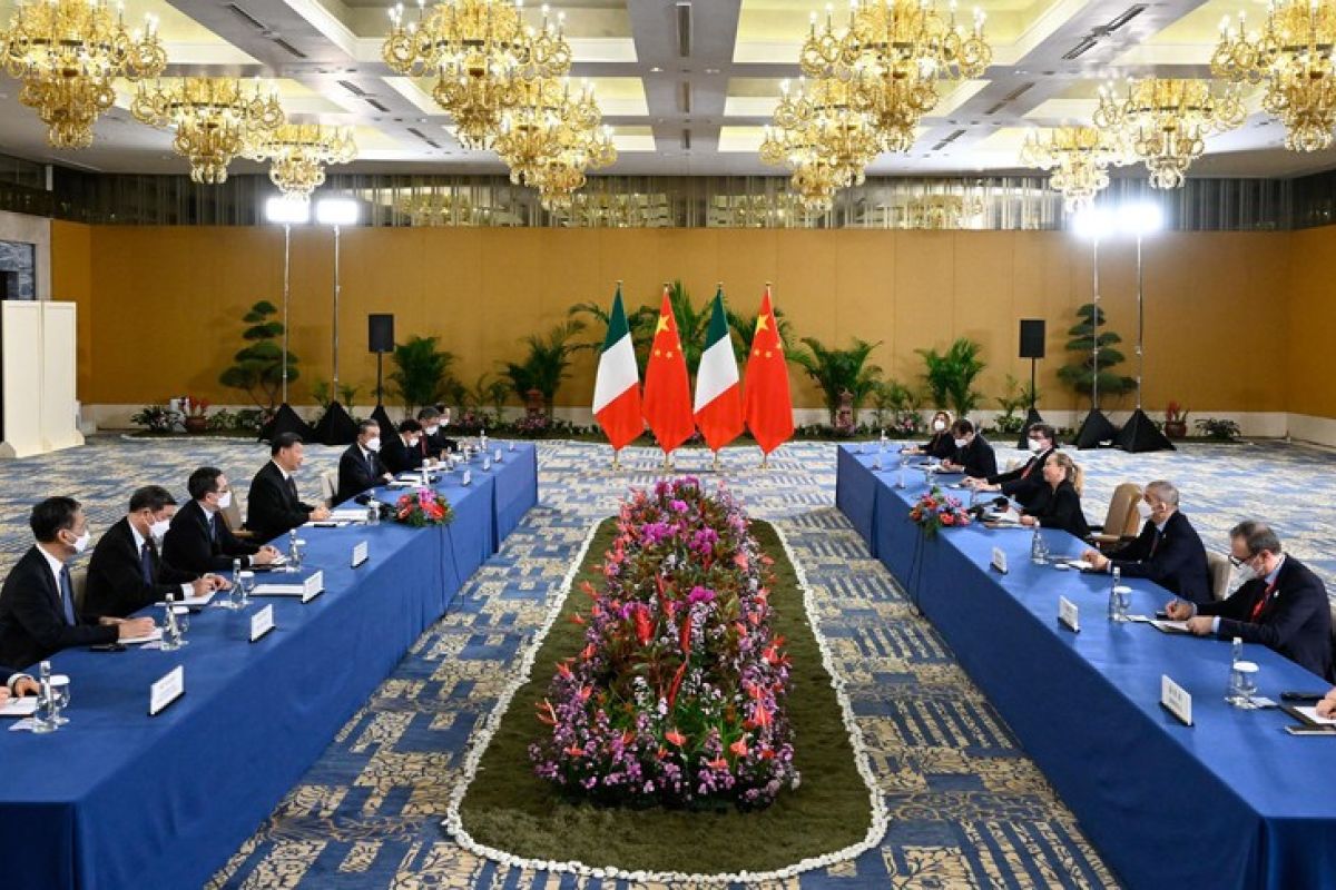 Presiden China bertemu dengan PM Italia Giorgia Meloni