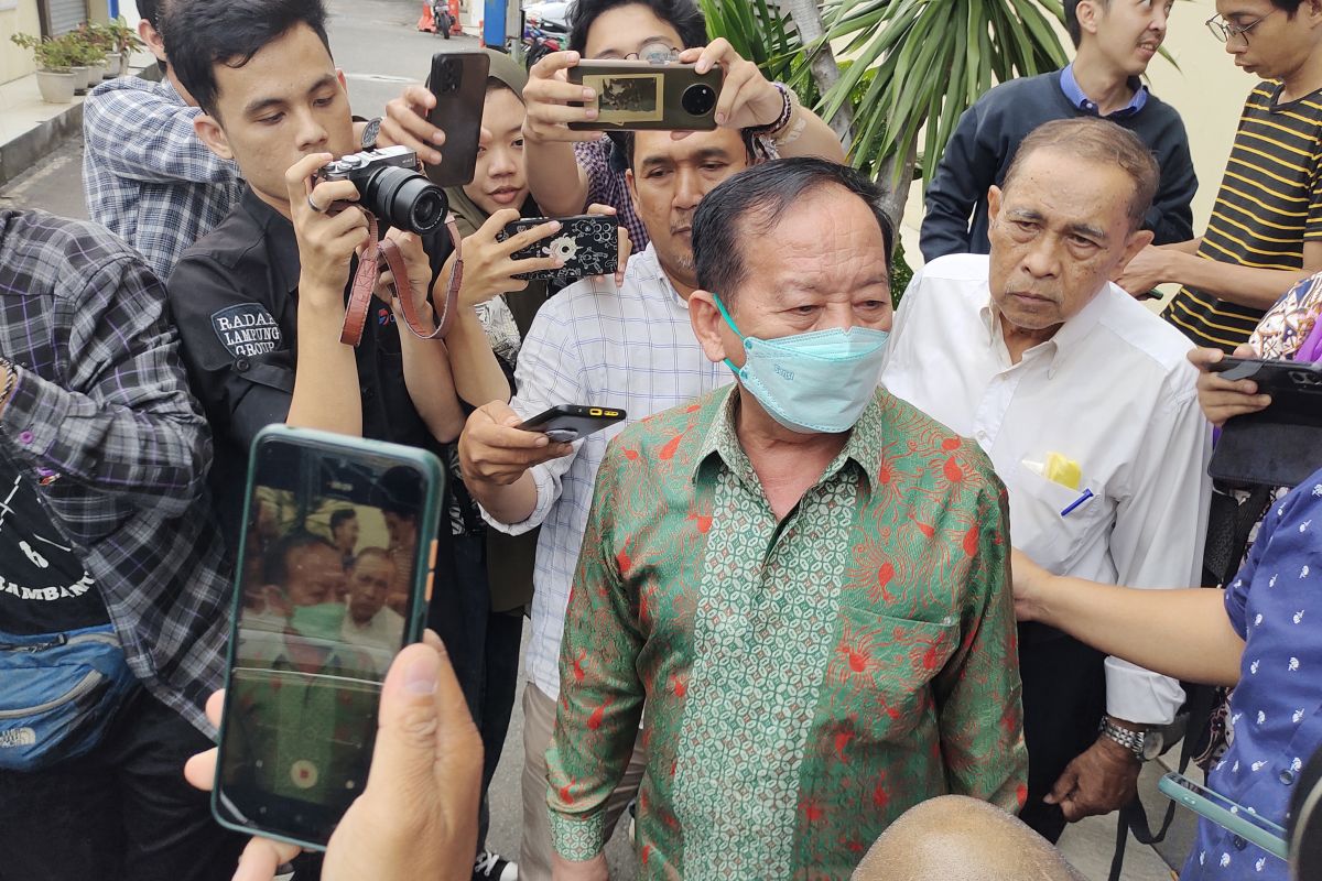 Ketua DPW NasDem Lampung sanggah pernah beri uang guna memasukkan seseorang ke Unila