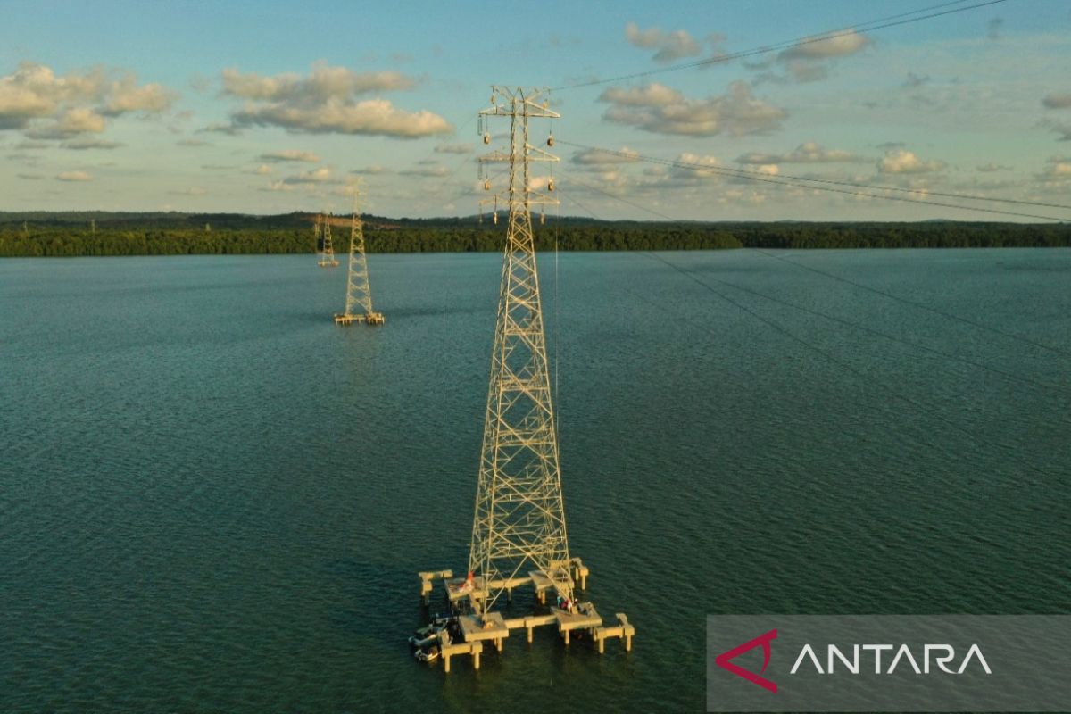 SUTT 150 kv Selaru-Sebuku di Kalsel dinilai bakal majukan peradaban