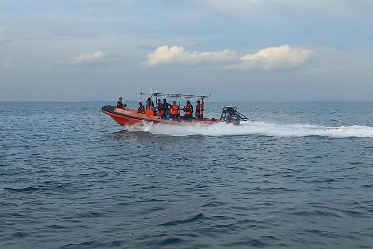 Pencarian korban kecelakaan kapal di perairan Batam terkendala arus laut