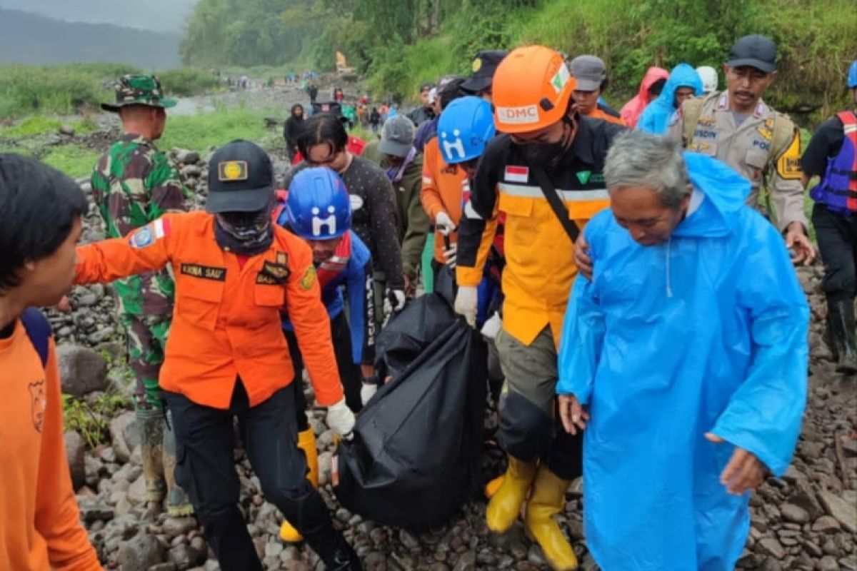 Satu korban tanah longsor di Gowa kembali ditemukan