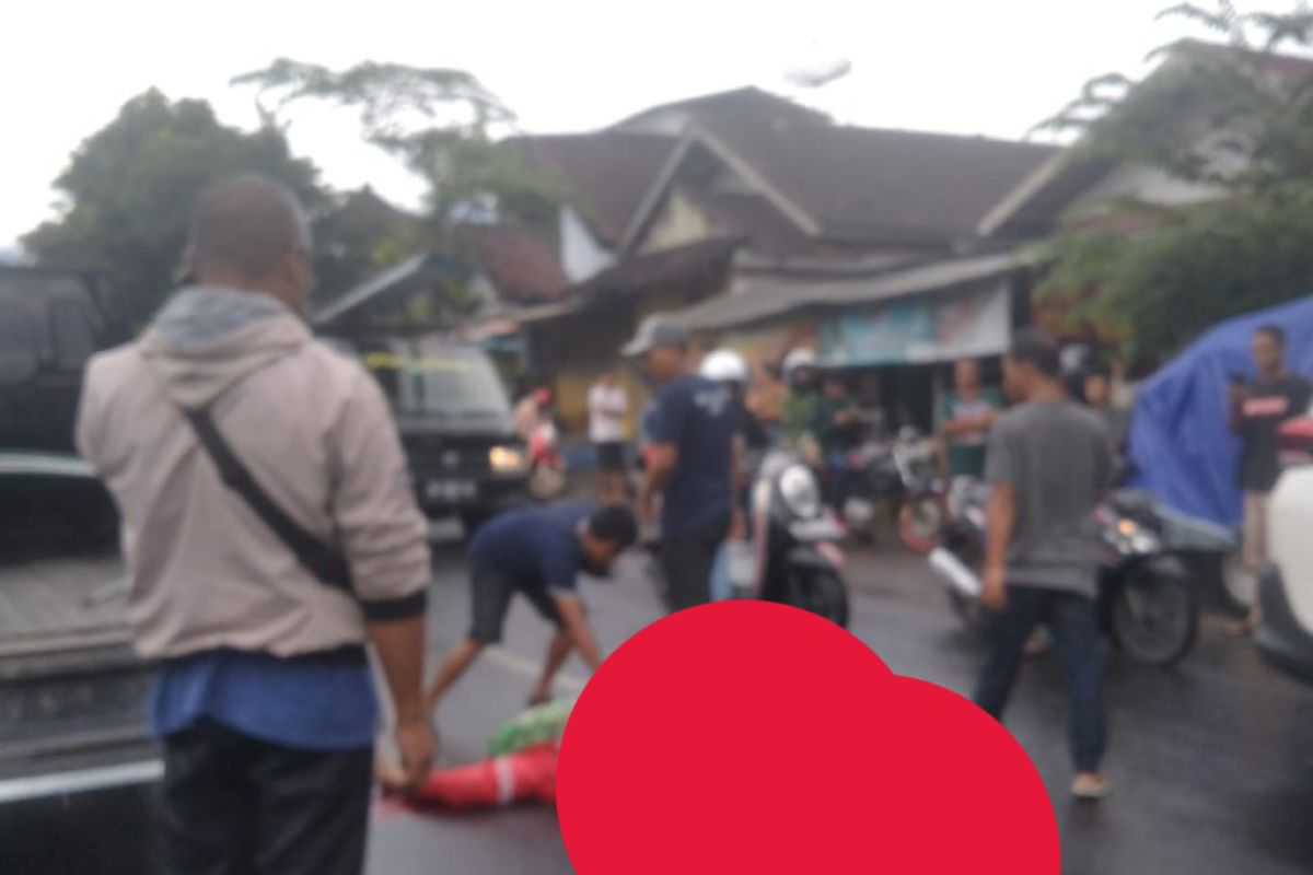 Warga Bima tewas akibat kecelakaan di simpang empat Dasan Lekong Lombok Timur