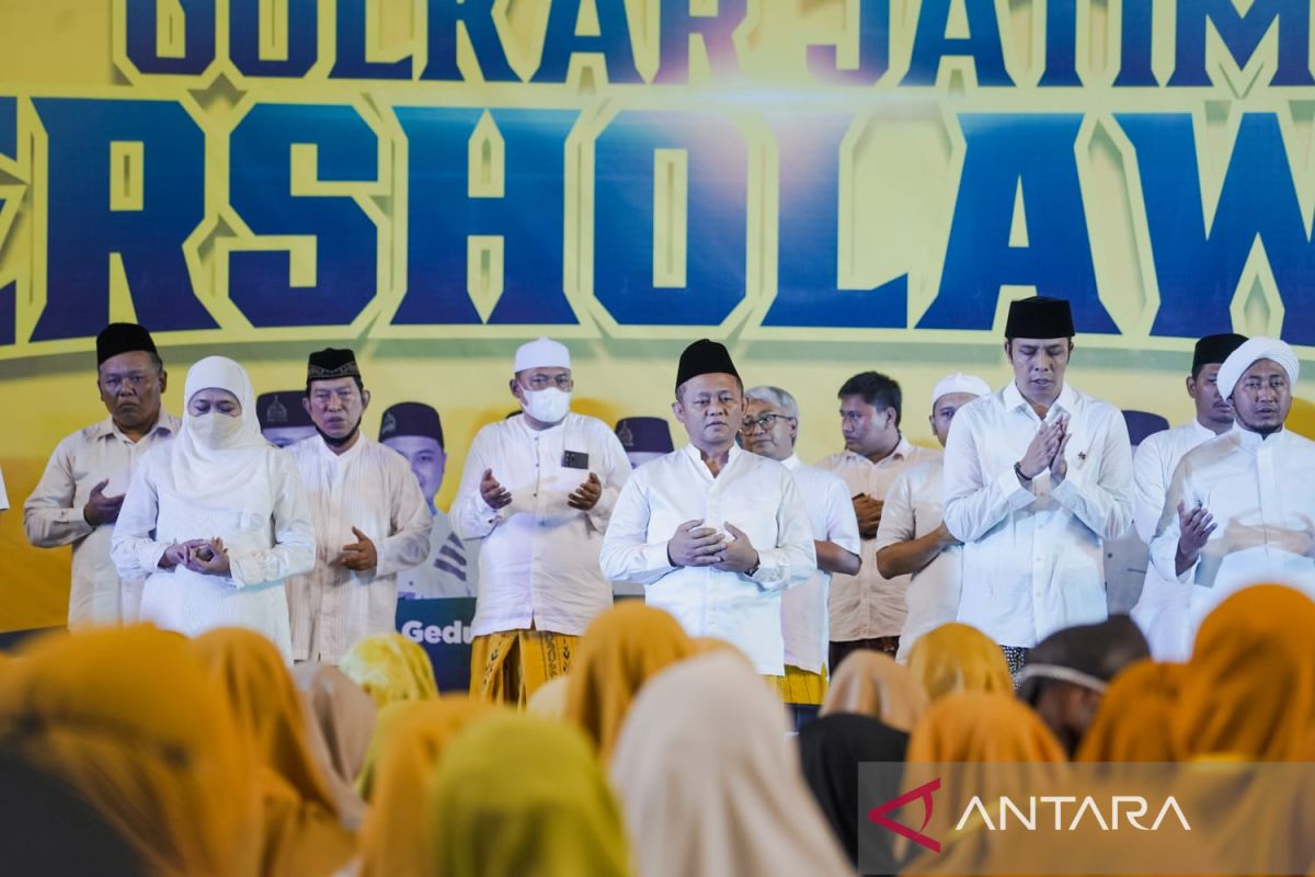 Rangkaian HUT ke-58 Partai Golkar di Jatim ditutup dengan sholawat