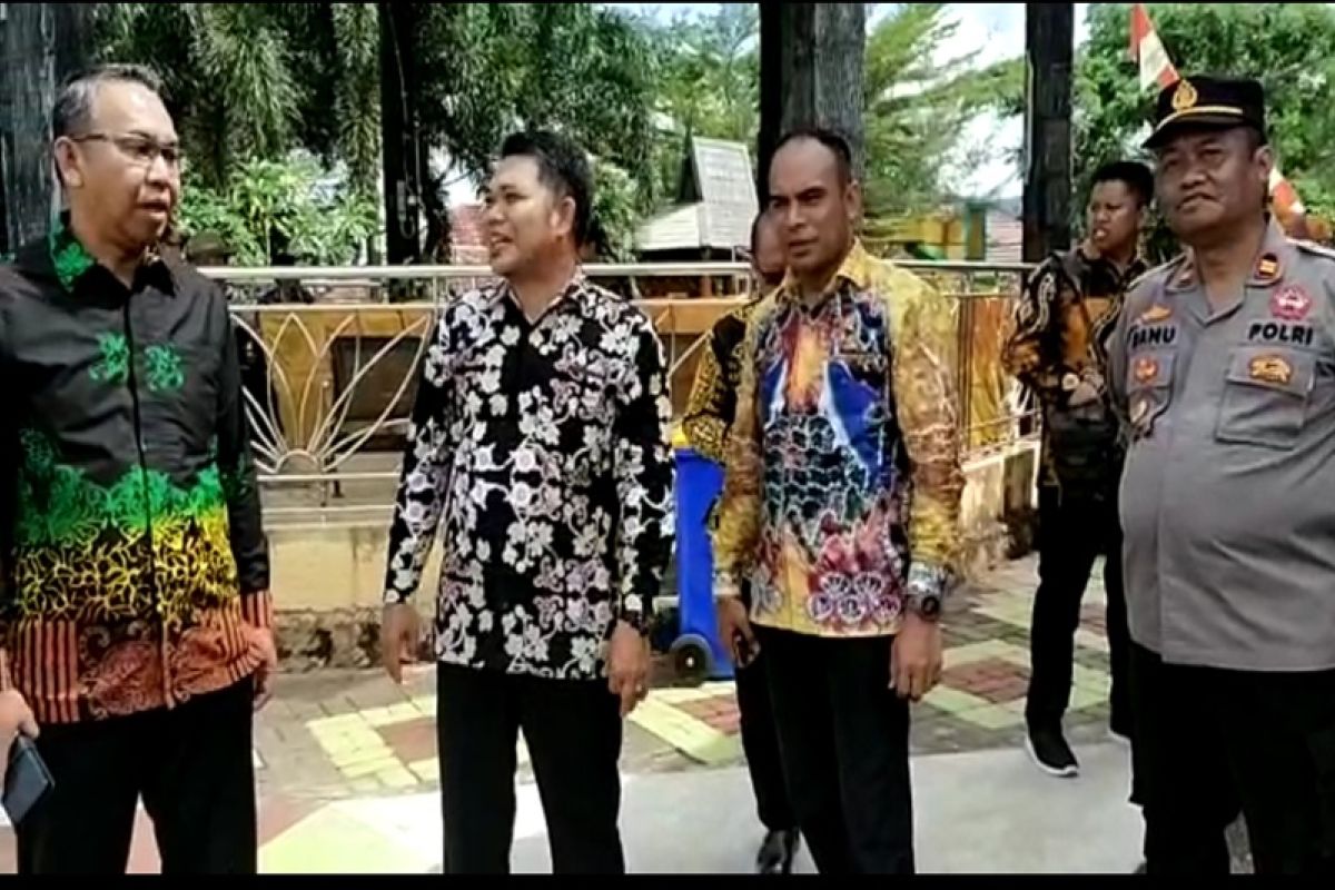 Ketua DPRD Kotabaru hadiri MOU tol laut