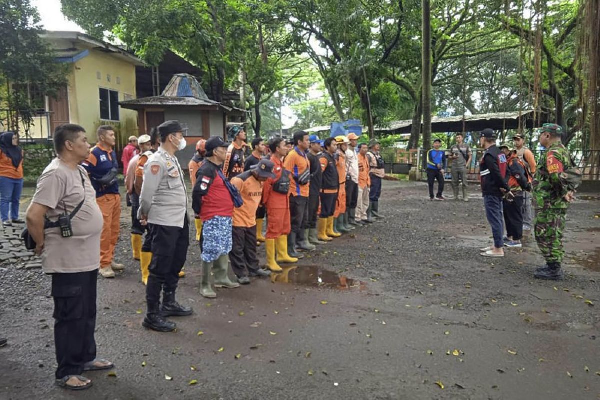 Warga Malang dilaporkan terseret arus Sungai Brantas