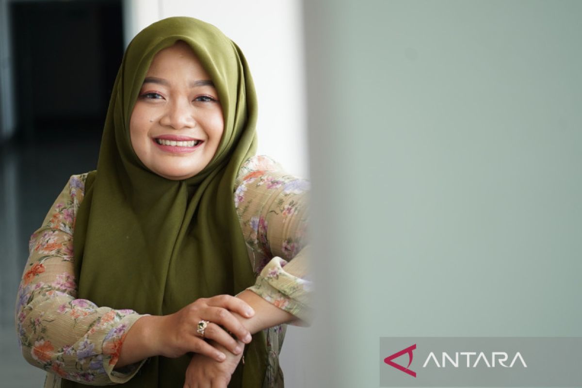 Awalnya tak bisa jahit, Putri kini jadi penyuplai seprai berkat  Program Kartu Prakerja