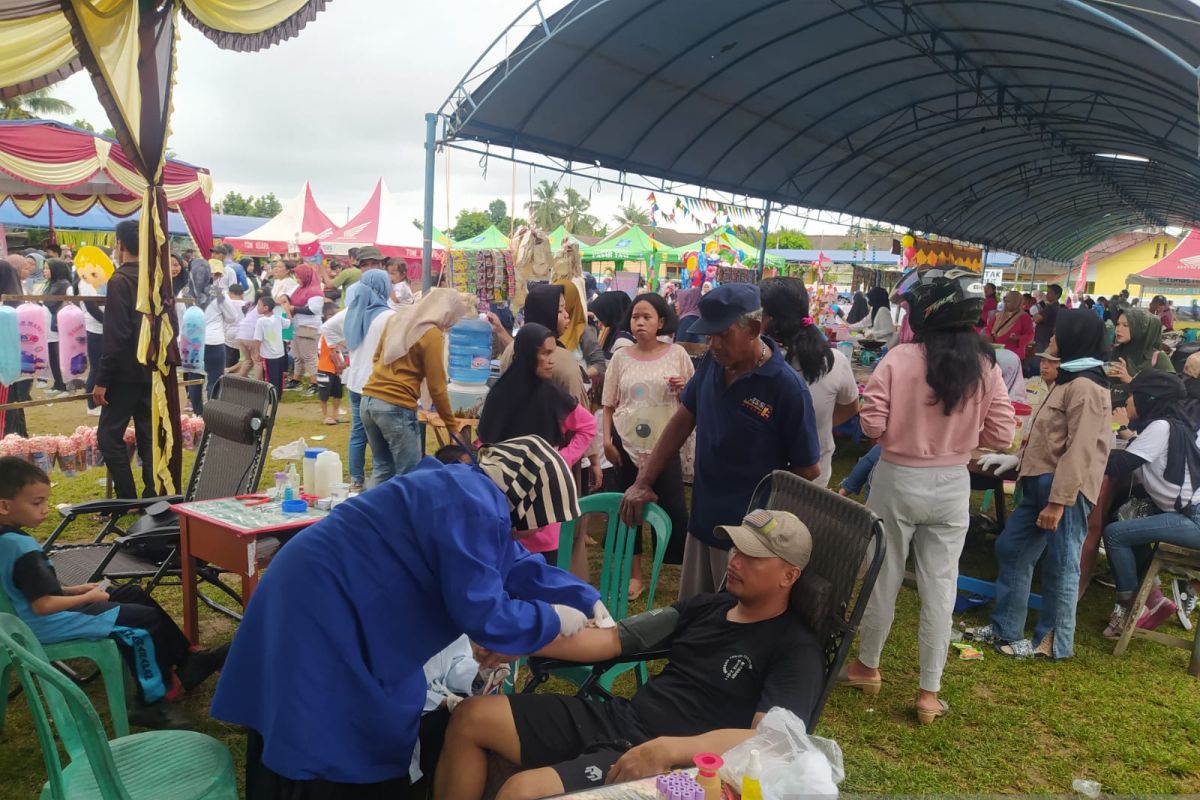 Peringati HUT ke 3 Kelurahan Kranggan, PT Timah Berikan Beras Bagi Para Pendonor