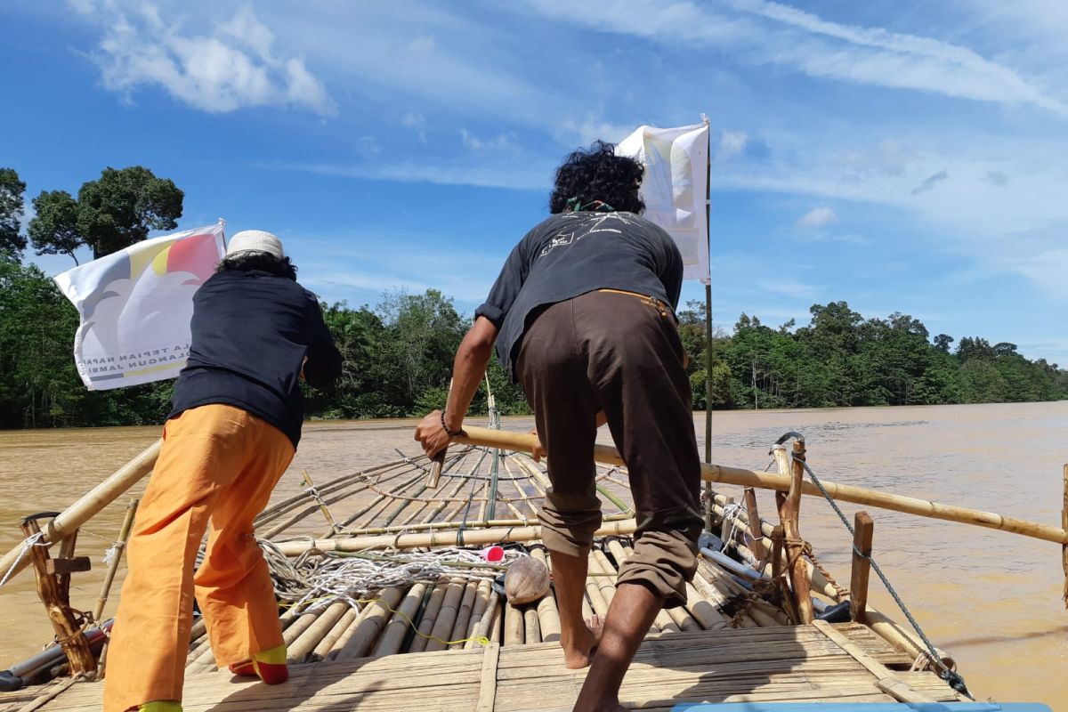 Gubernur Jambi sambut Tim Ekspedisi Milir Berakit Sungai Batang Hari