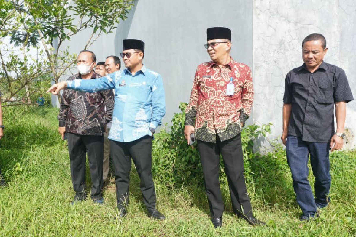 Kemenkumham tinjau calon lahan Lapas Pekalongan