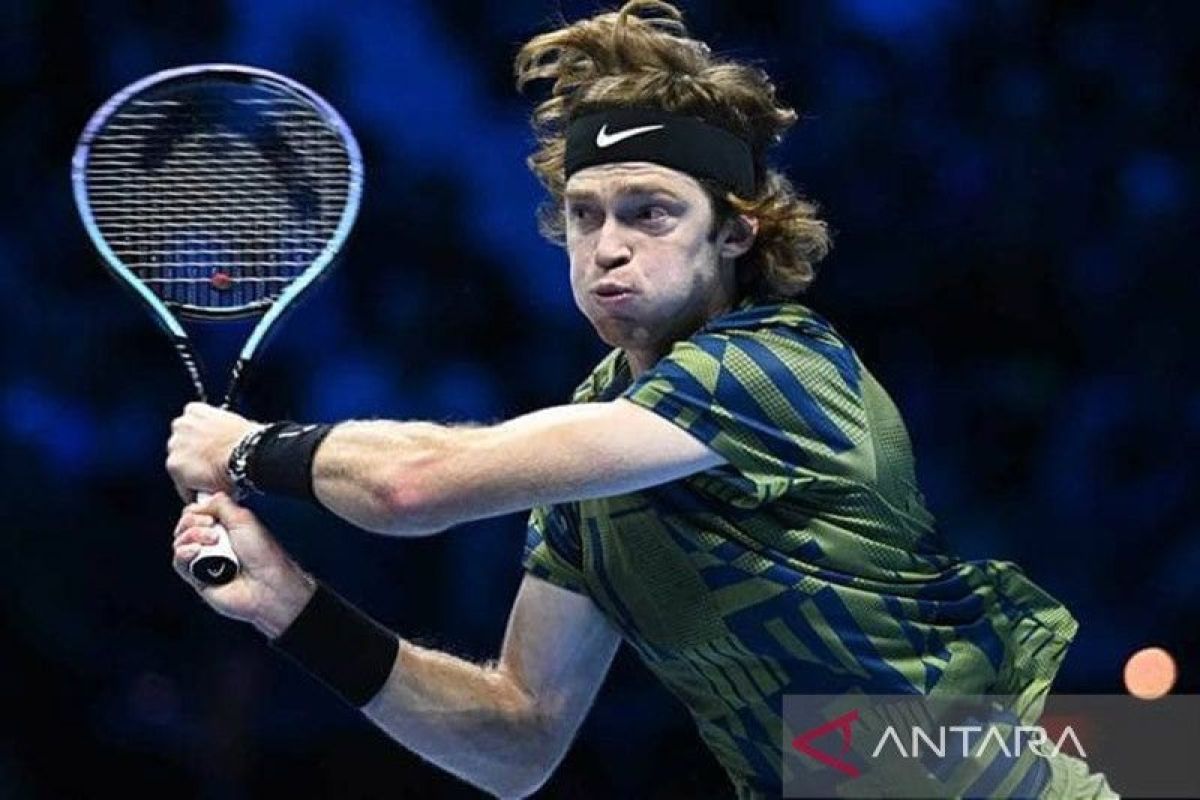 Singkirkan Tsitsipas, Andrey Rublev jumpa Ruud di semifinal ATP Finals