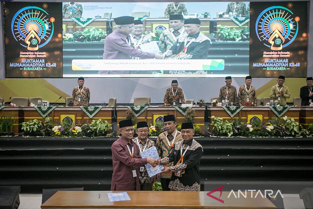 Haedar Nashir ditetapkan Ketum PP Muhammadiyah periode 2022-2027