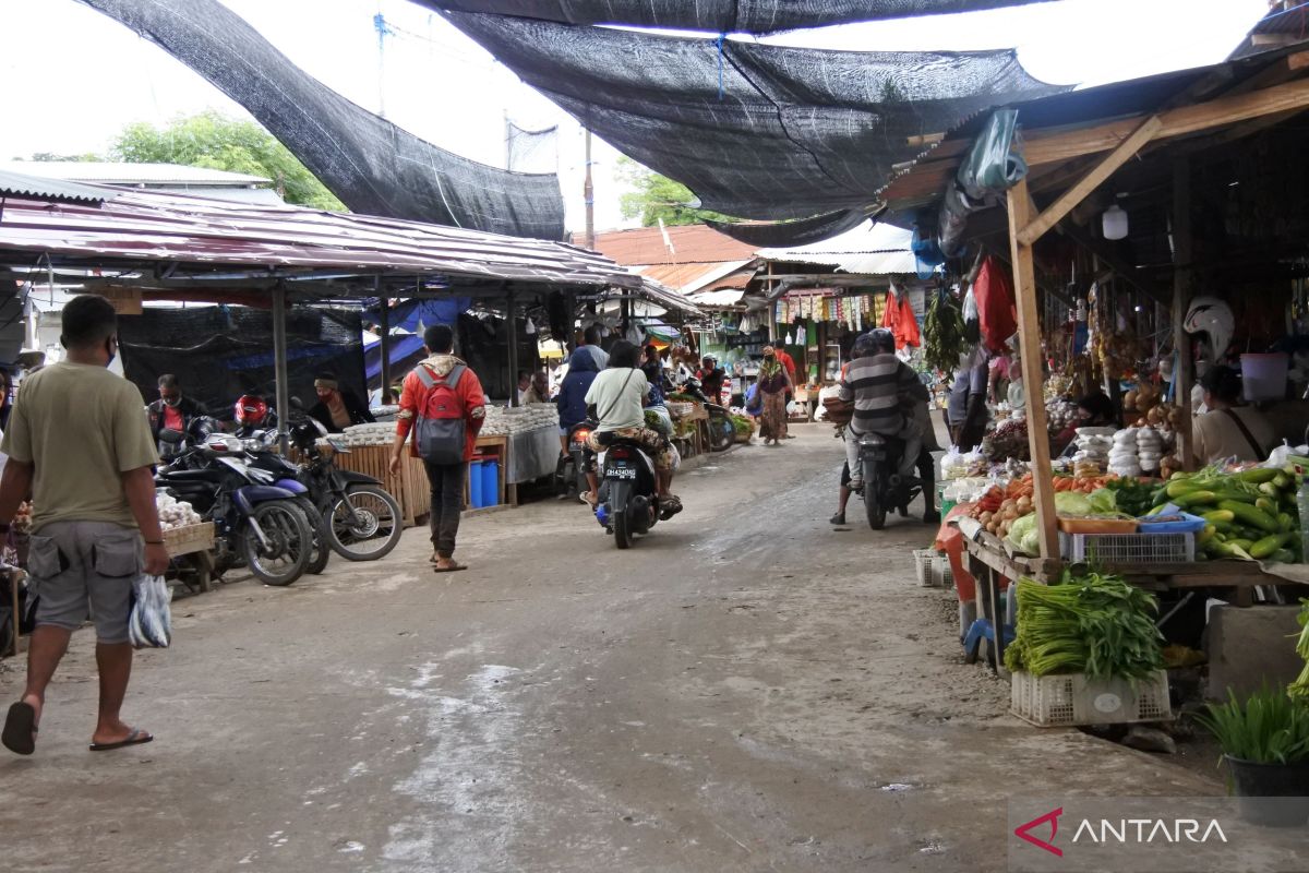 BI : Kenaikan harga ayam dan ikan picu inflasi di Kota Kupang