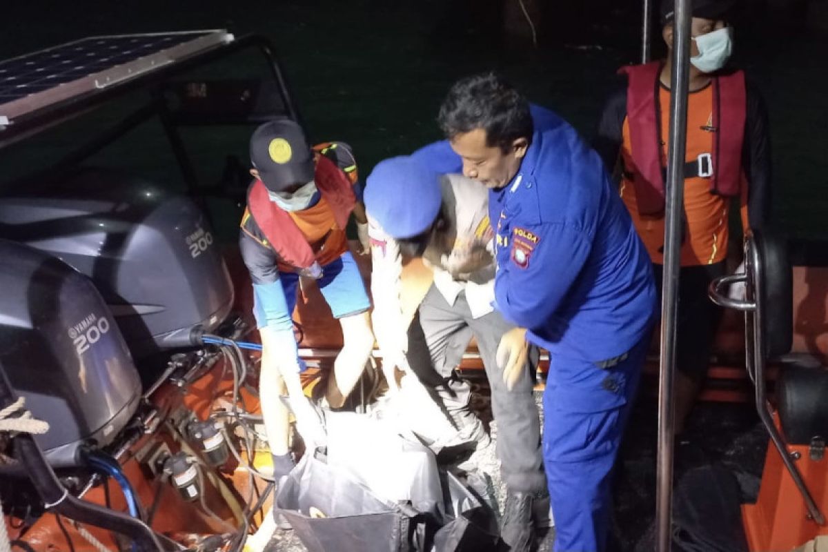 Tim SAR temukan jasad balita diduga korban kecelakaan kapal