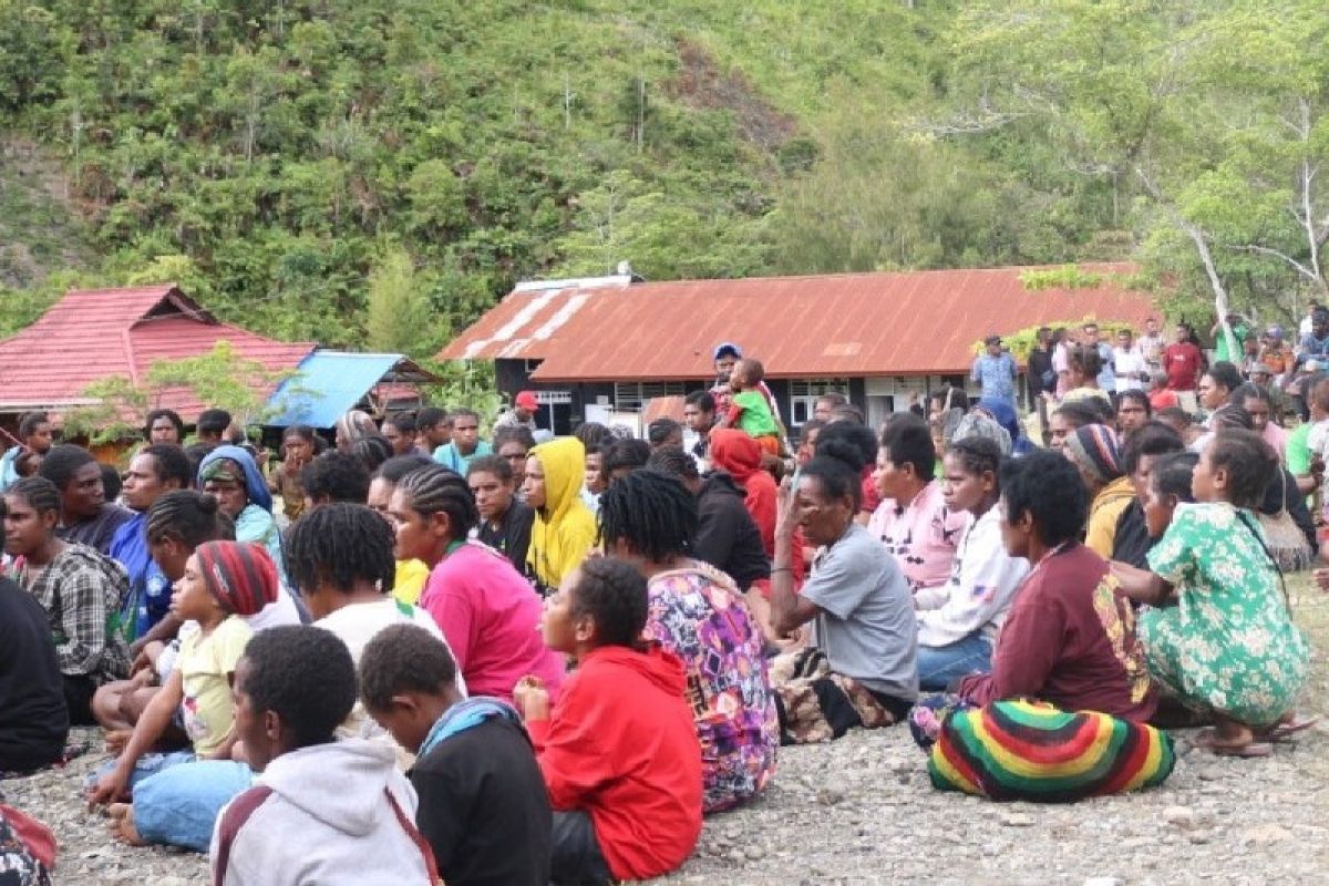 Masyarakat di pengungsian harap bisa rayakan Natal di Kiwirok