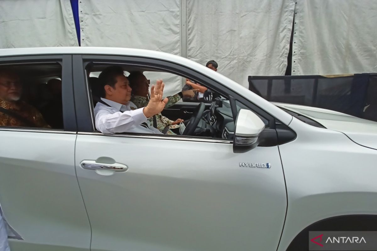 Airlangga apresiasi Toyota rilis kendaraan elektrifikasi buatan lokal