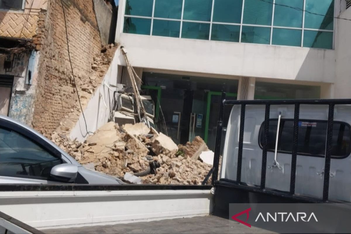 Gempa Cianjur- PMI Cianjur catat ada 20 orang tewas