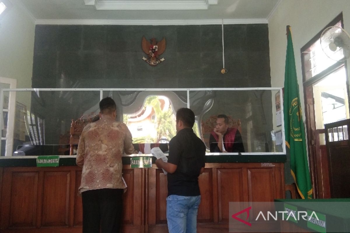 PN Pekalongan menilai PT SPA mengulur waktu ajukan saksi