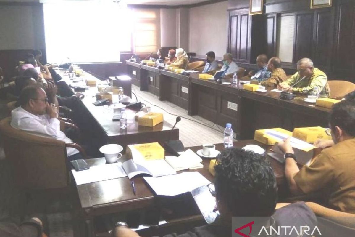 Anggota DPRD Kaltim Agiel Suwarno minta Perusda dievaluasi berkala