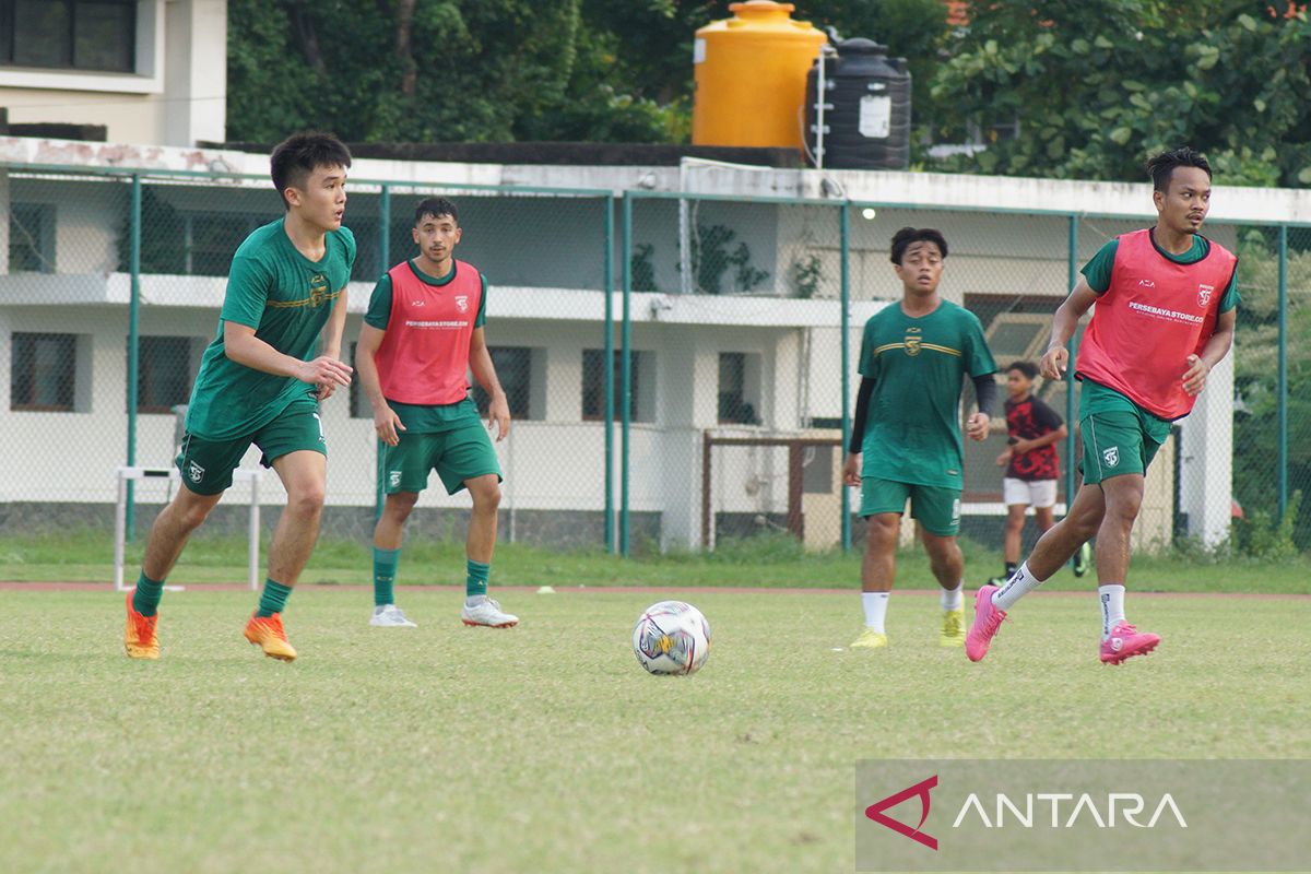 Persebaya buka kesempatan bagi George Brown dan Sebastian Ongkowijaya