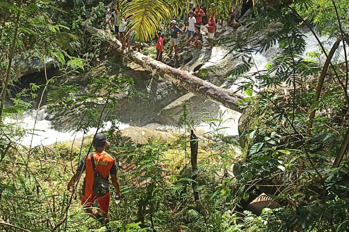 Dua korban banjir di Manggarai Timur belum ditemukan