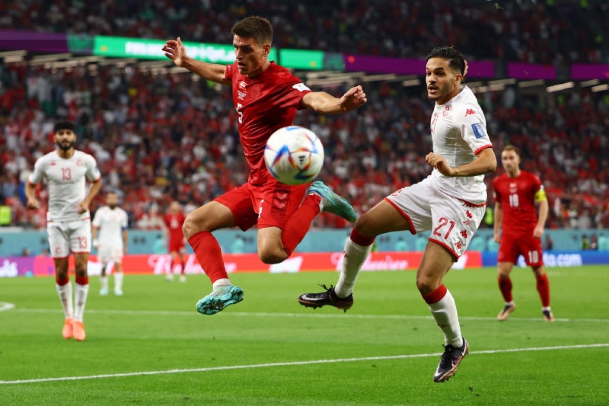 Tunisia paksa Denmark seri 0-0