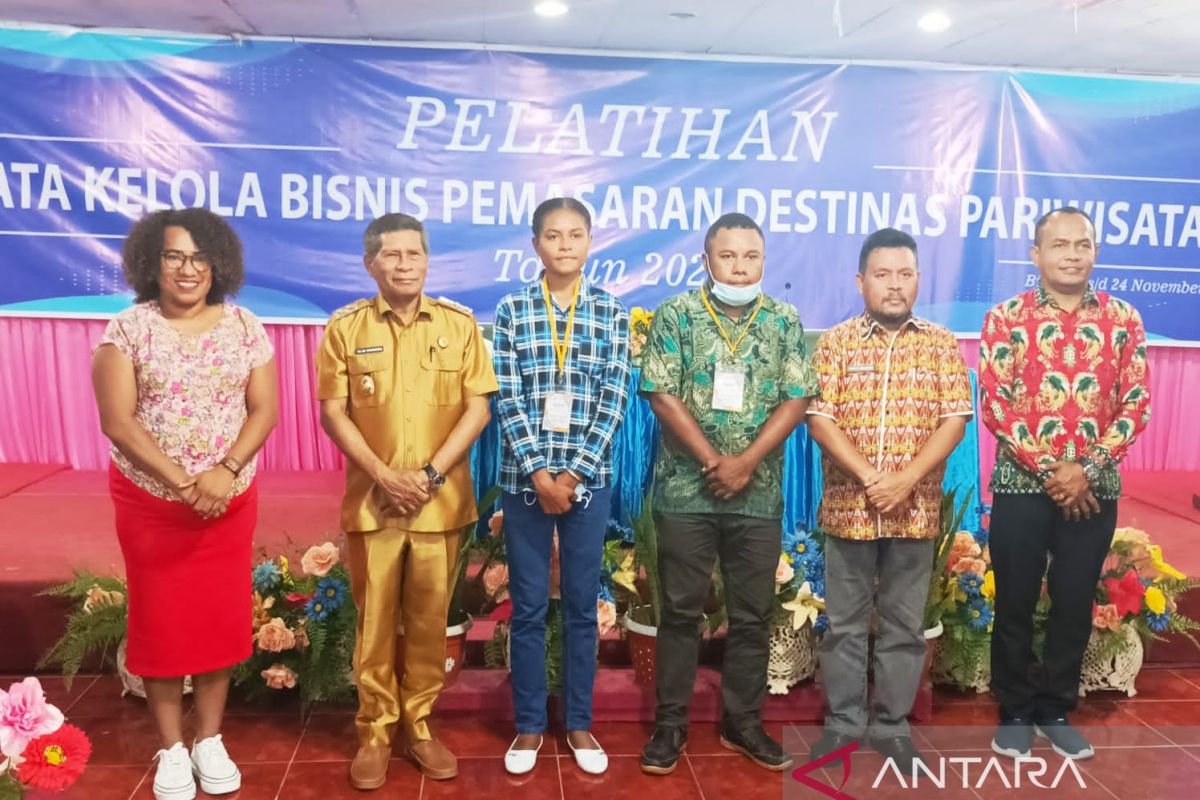 Wabup Biak minta pelaku usaha wujudkan tujuh sapta pesona pariwisata