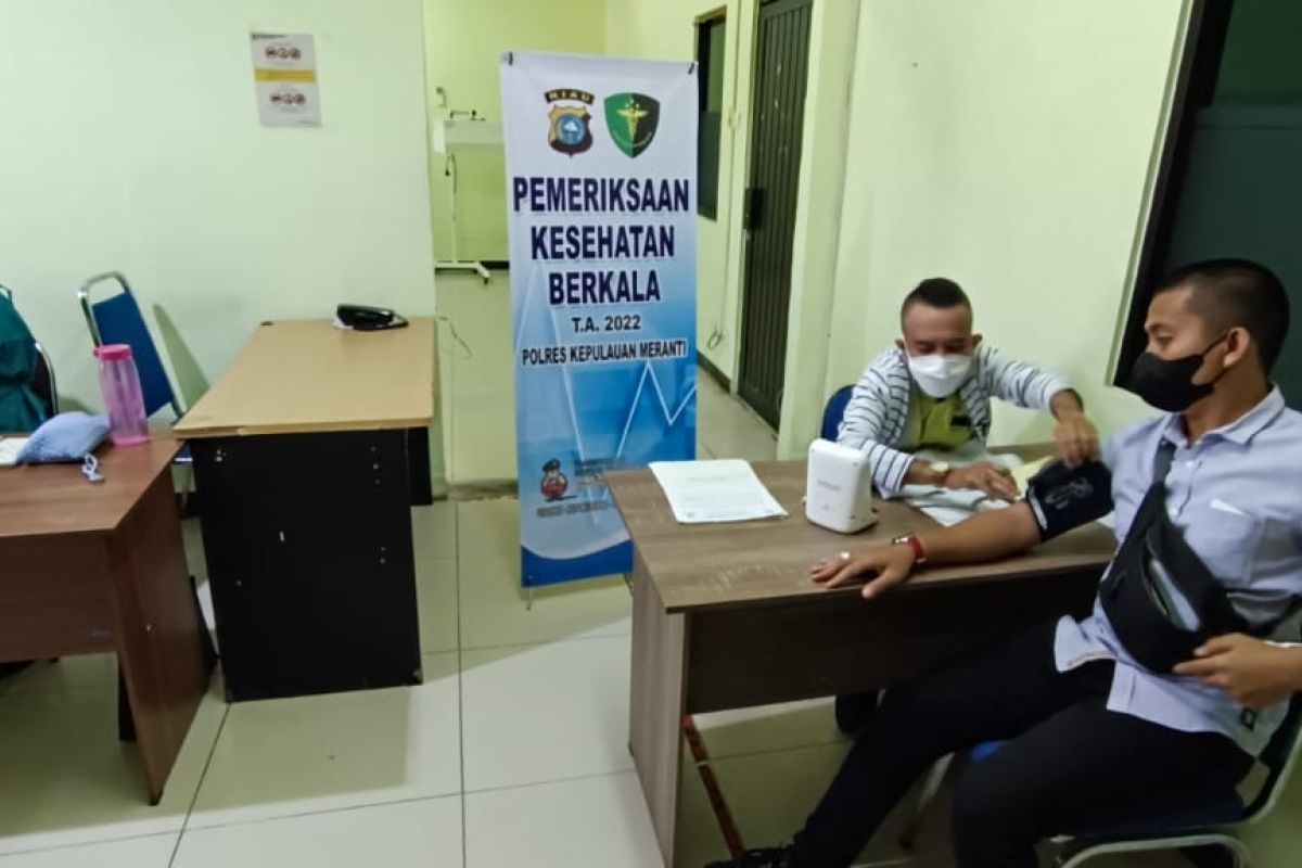 Bidokkes Polda Riau cek kesehatan personel Polres Meranti secara berkala