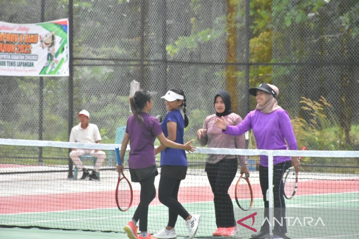 Di luar dugaan, Kampar raih juara umum tenis Porprov Riau