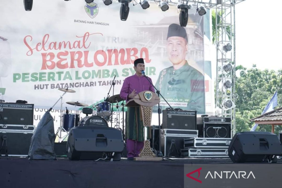 Bupati Batanghari minta guru ajarkan syair Tuan Guru Syukur di sekolah