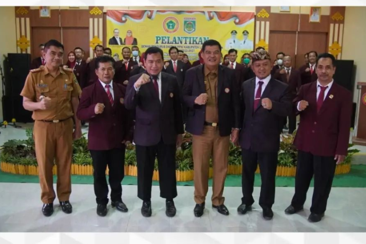 Bupati Musa Ahmad hadiri pelantikan DPD PPNI Lampung Tengah