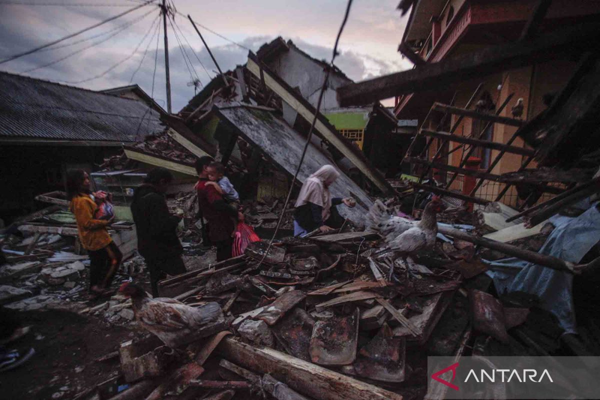 Menag Yaqut ajak Shalat Gaib dan tahlil untuk korban gempa Cianjur