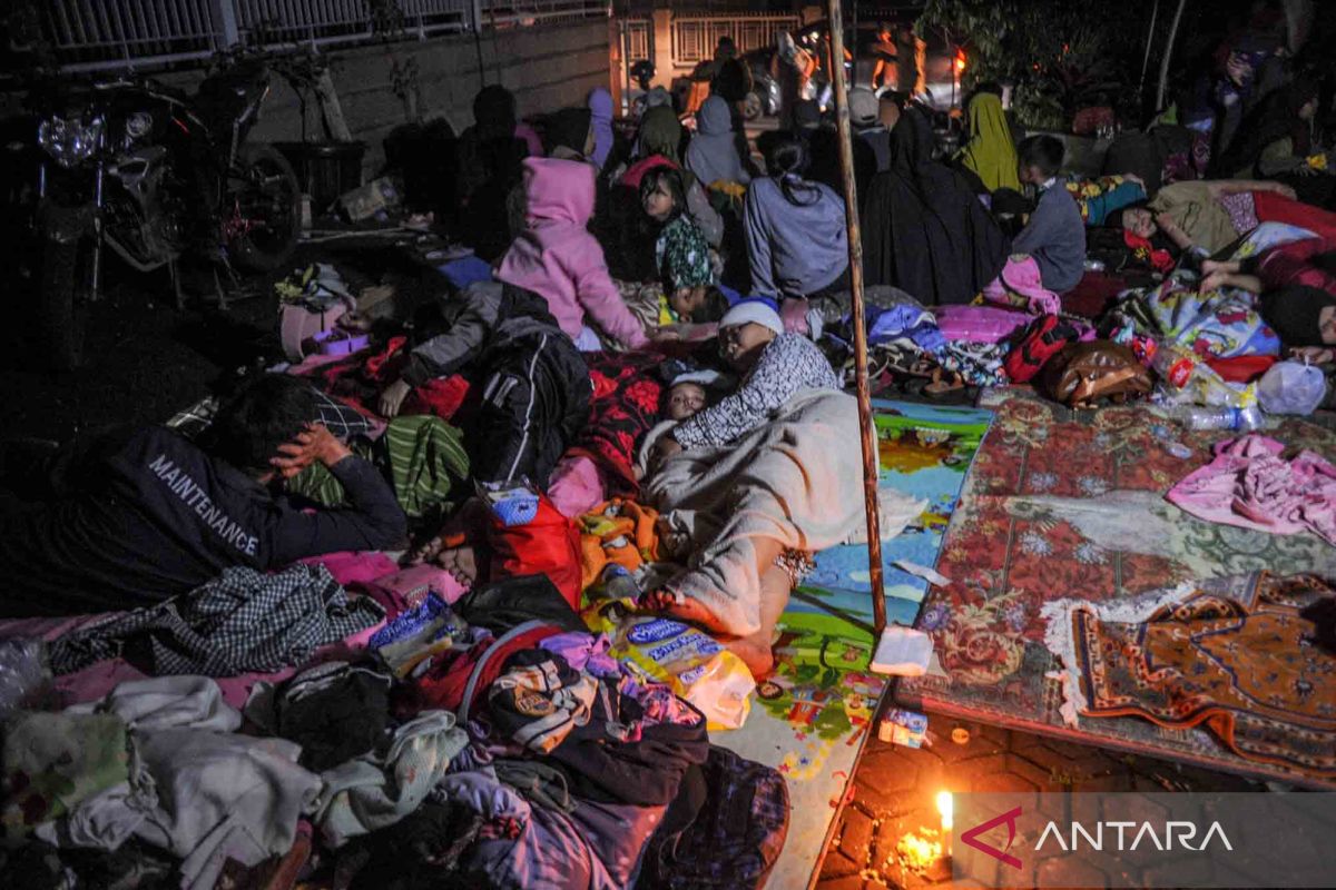 Mensos bawa bantuan korban gempa Cianjur di RSUD Sayang
