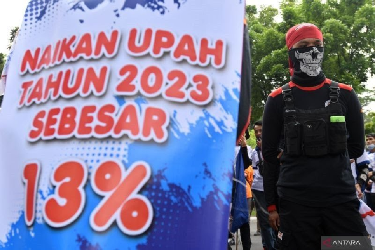 FSPMI-KSPI minta pemerintah Aceh naikkan UMP 2023 hingga 13 persen