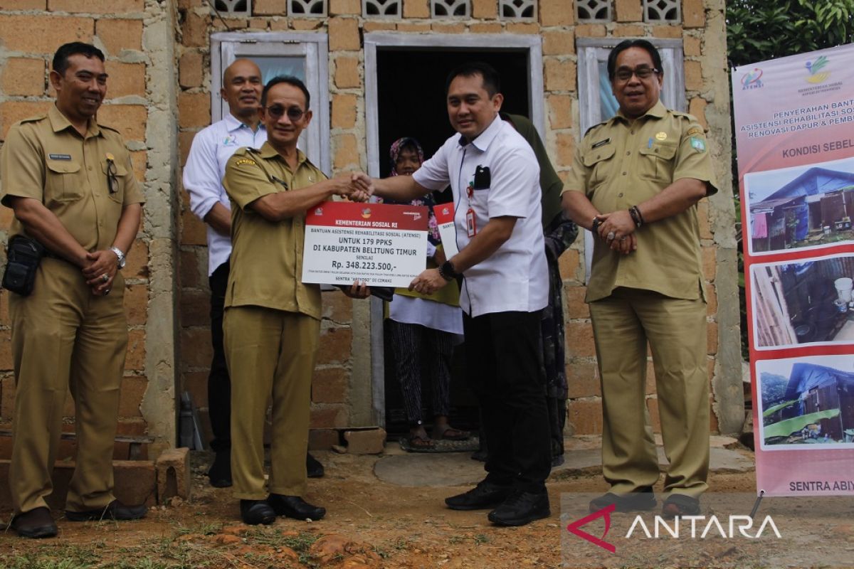 Kemensos salurkan bantuan ATENSI untuk 179 keluarga di Belitung Timur