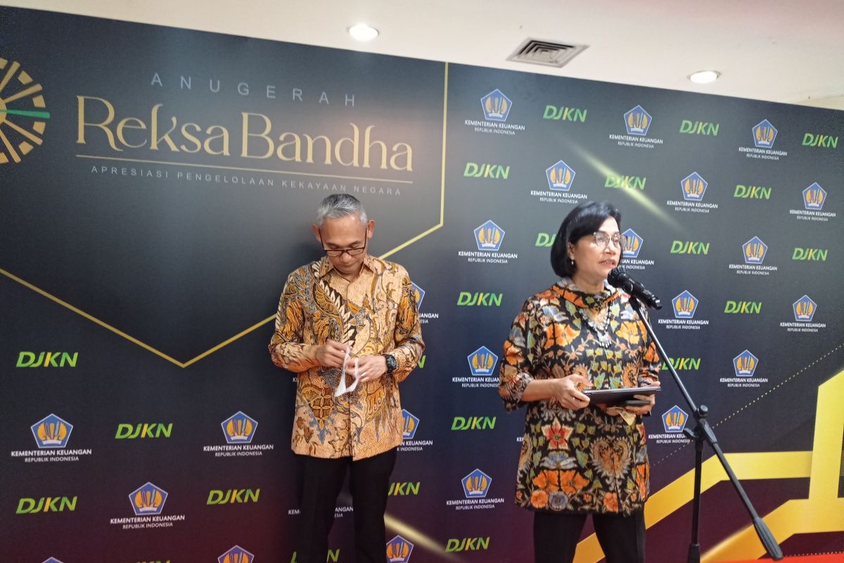 Menkeu terus waspadai risiko pelemahan pertumbuhan ekonomi di 2023