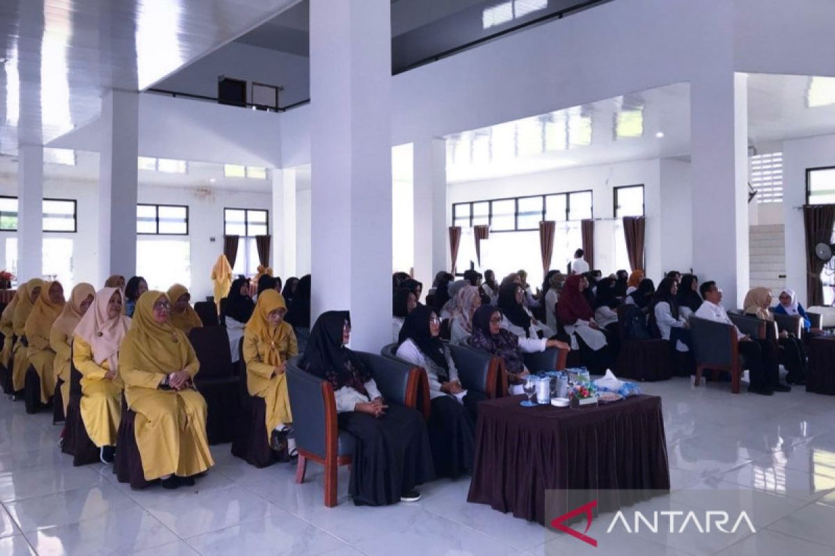 Guru PAUD dan TK di Natuna dilatih mendongeng