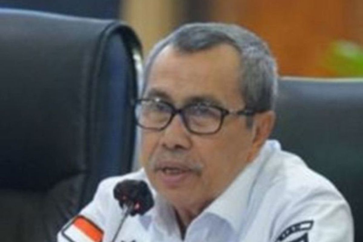 Gubernur Riau Syamsuar ingatkan warga vaksin "booster" antisipasi varian XBB