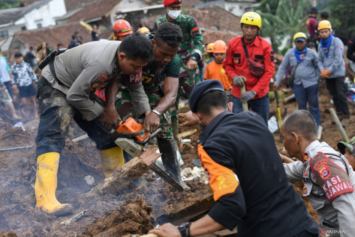 Polri  siapkan Operasi Aman Nusa II hadapi ancaman bencana di tahun 2023