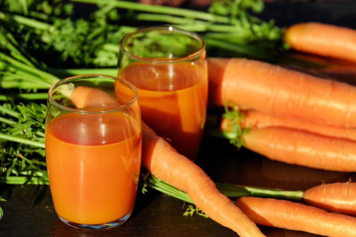 Benarkah minum jus wortel dapat turunkan mata minus?