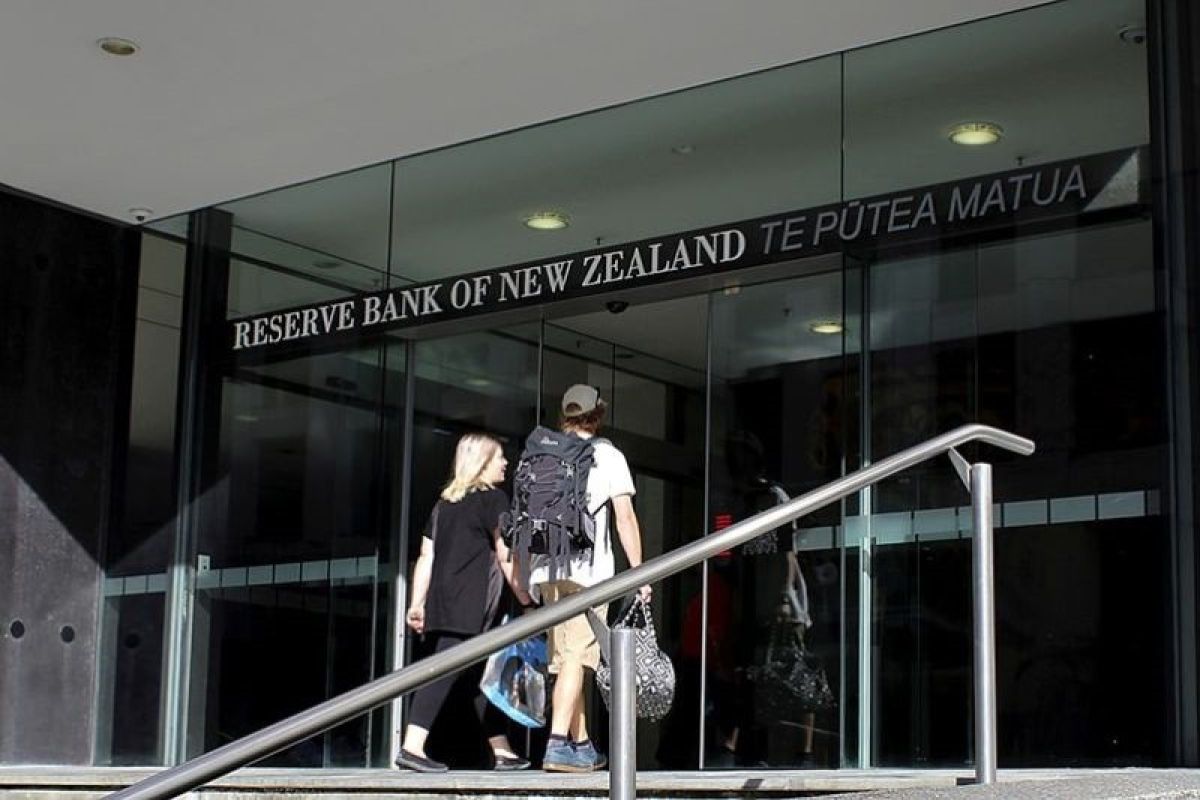Bank sentral Selandia Baru naikkan suku bunga terbesar untuk kendalikan inflasi