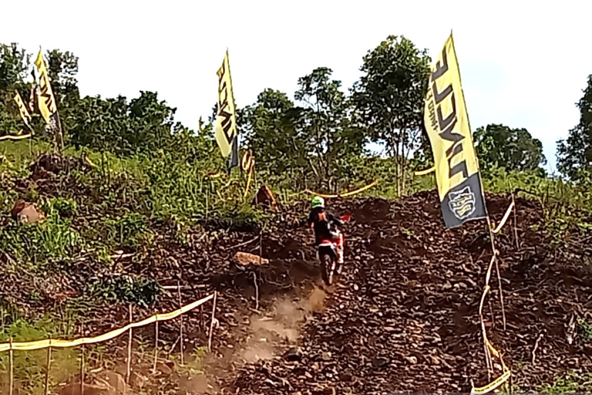 Lembah Hitam an extreme challenge at South Kalimantan's Uncle Hard Enduro