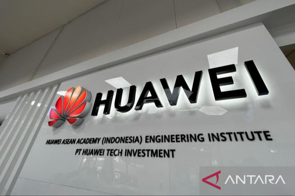 AS larang peralatan telekomunikasi baru dari Huawei & ZTEE