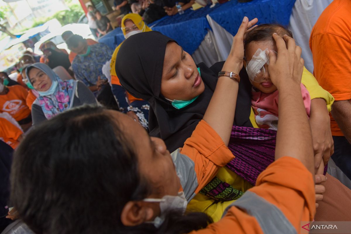 Catat, ini tanda awal katarak pada anak