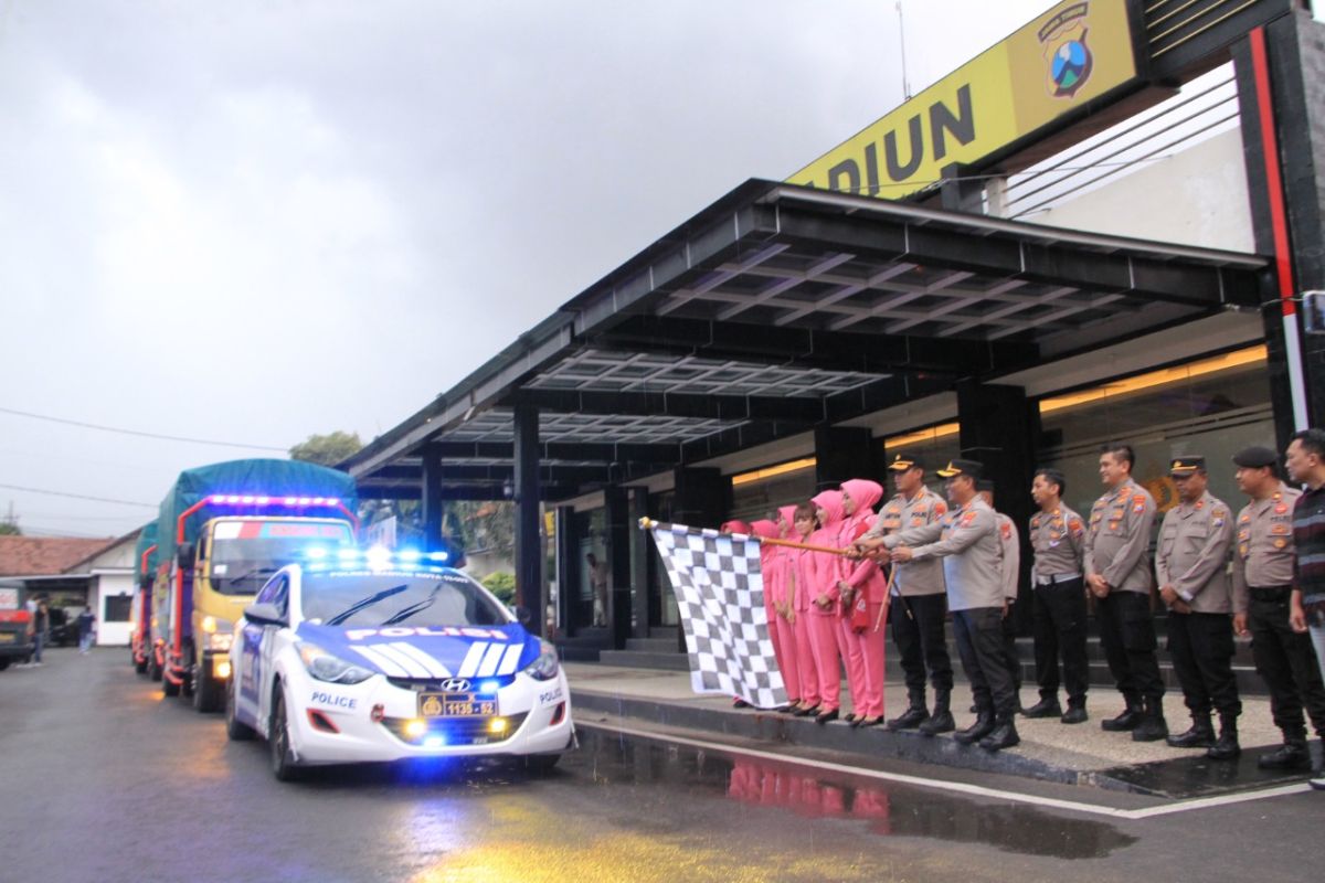 Polres Madiun dan sekitarnya salurkan bantuan untuk korban gempa Cianjur