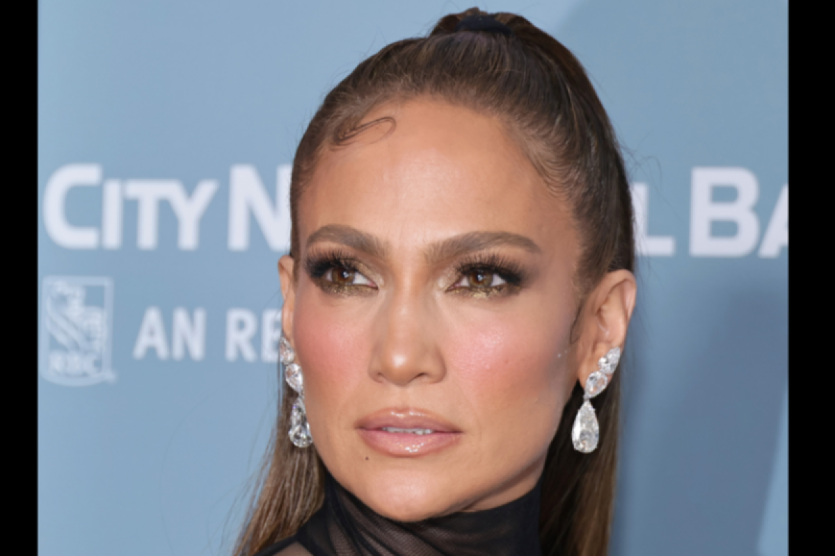 Selebritas Jennifer Lopez hapus semua unggahan di Instagram, Kenapa?