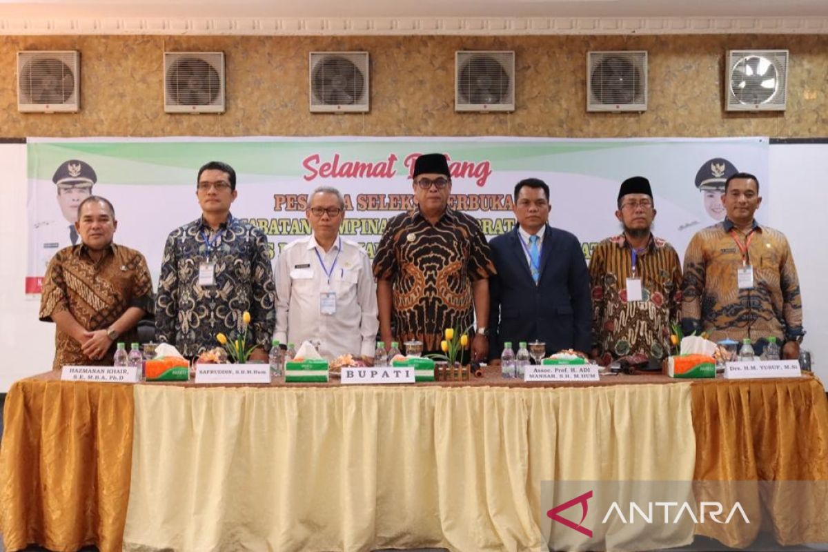 Tiga calon Sekda Madina jalani seleksi pemaparan makalah dan wawancara