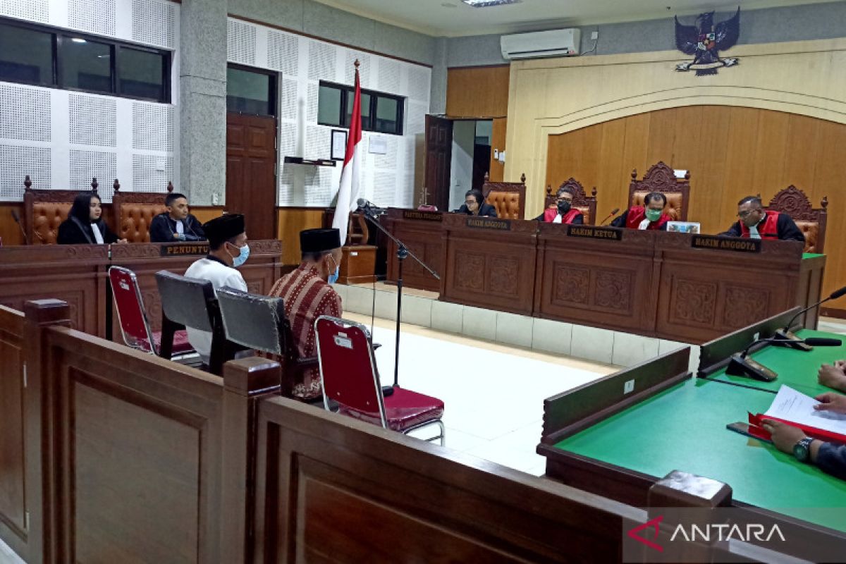 Dua terdakwa korupsi BPR Lombok Tengah dituntut 2 tahun 6 bulan