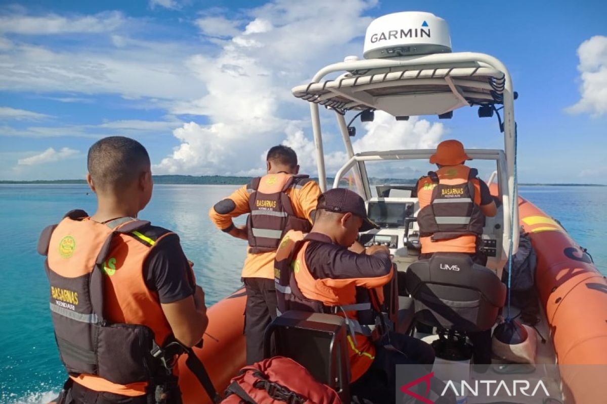 Basarnas Kendari cari nelayan hilang disambar petir di perairan Buton